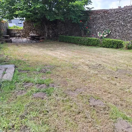 Holiday home Charmante Maison - Le Coeur Des Hommes - Wifi, Balneo, Hammam