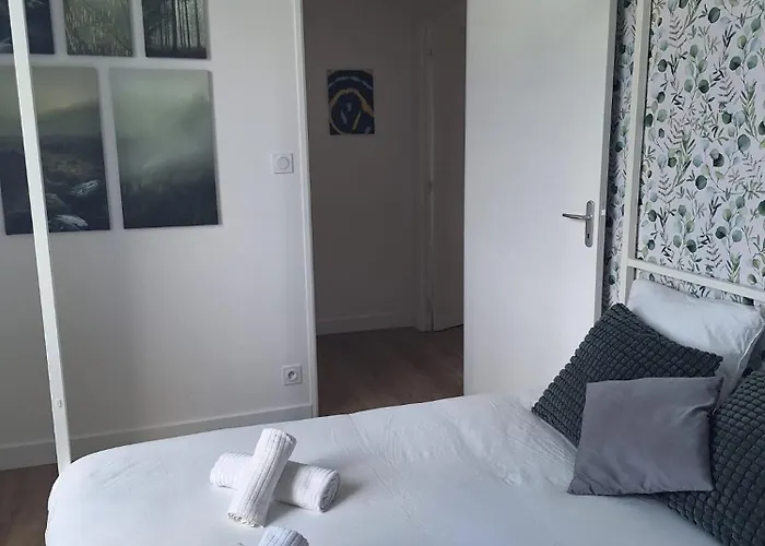 Nyaraló Charmante Maison - Le Coeur Des Hommes - Wifi, Balneo, Hammam