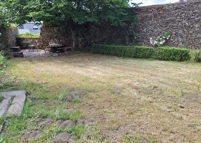 Nyaraló Charmante Maison - Le Coeur Des Hommes - Wifi, Balneo, Hammam *