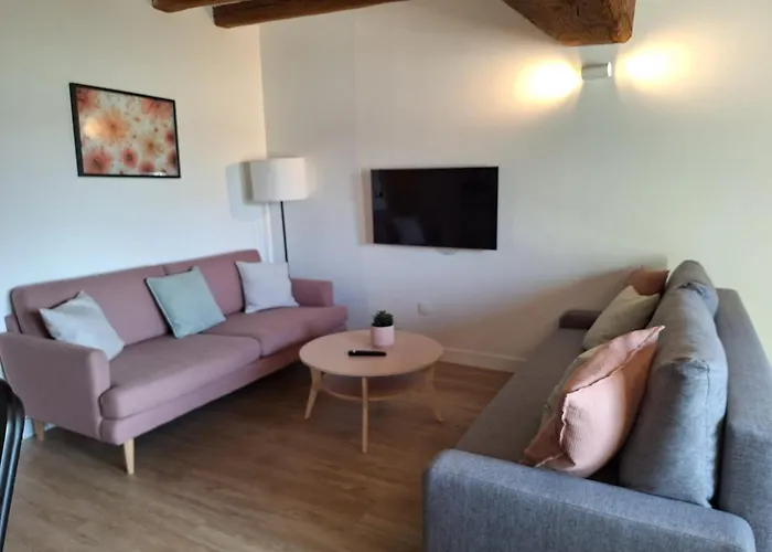 Nyaraló Charmante Maison - Le Coeur Des Hommes - Wifi, Balneo, Hammam